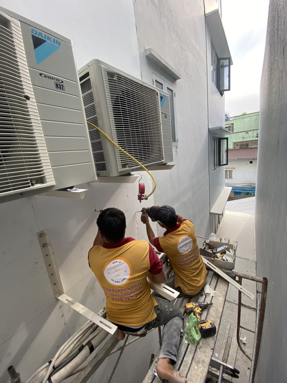 LẮP ĐẶT TRỌN GÓI MÁY LẠNH ÂM TRẦN ỐNG GIÓ QUẬN 9 CHUYÊN NGHIỆP