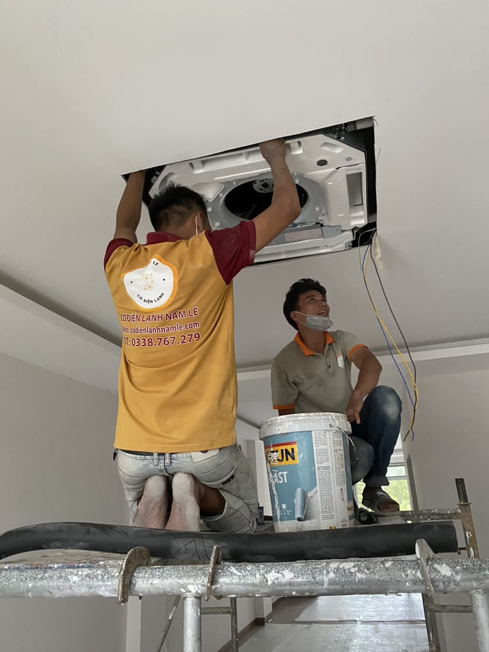 THI CÔNG MÁY LẠNH ÂM TRẦN HUYỆN CỦ CHI