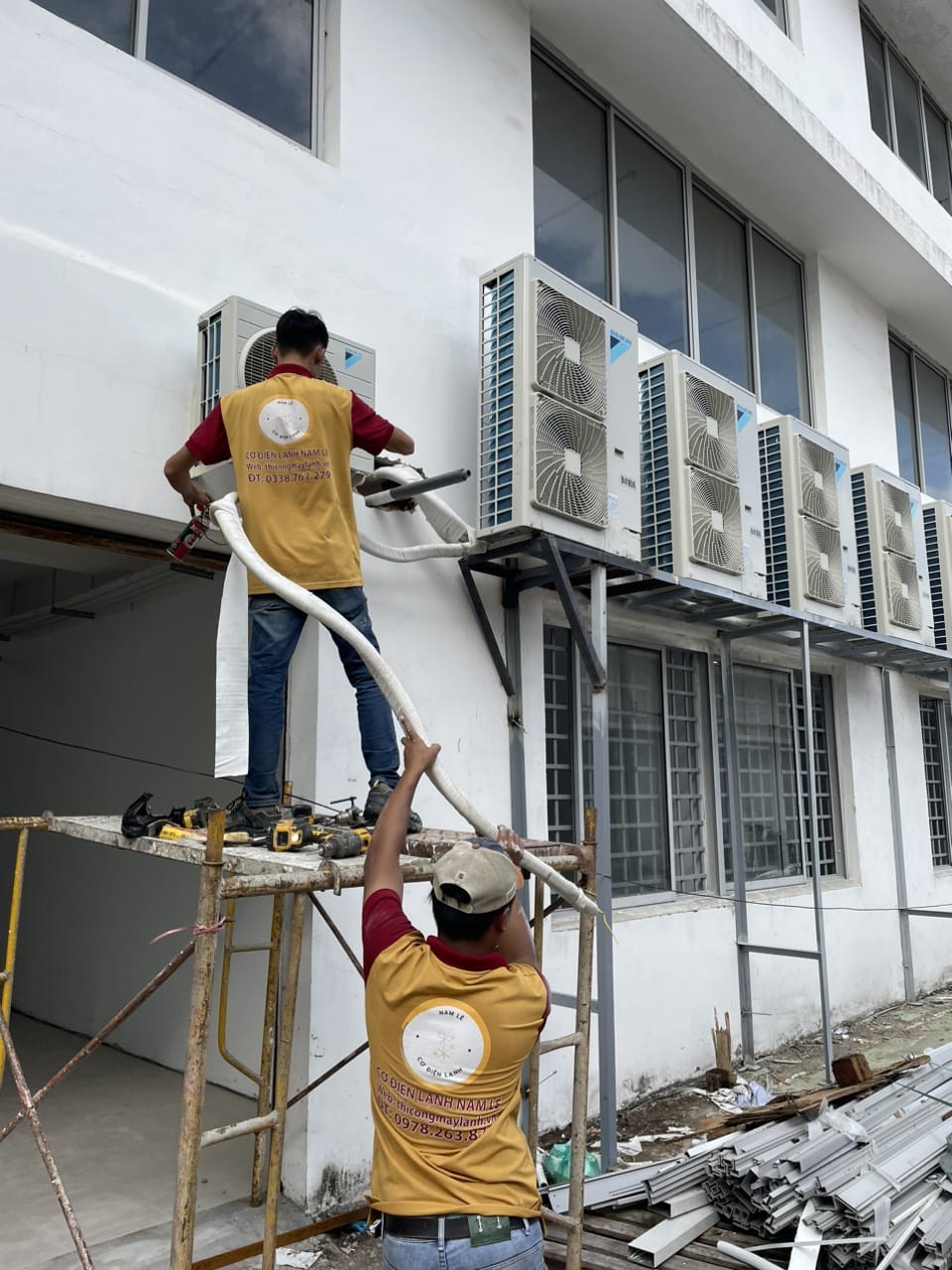 THI CÔNG ỐNG ĐỒNG MÁY LẠNH ÂM TƯỜNG CHO NHÀ PHỐ GIÁ RẺ CHUYÊN NGHIỆP
